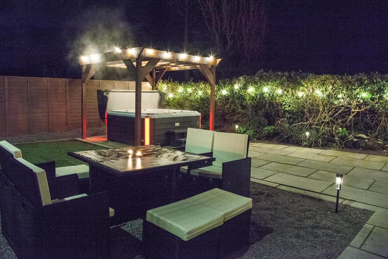 Villa Stunning Scottish Hot Tub Getaway Gatehouse of Fleet Exterior foto